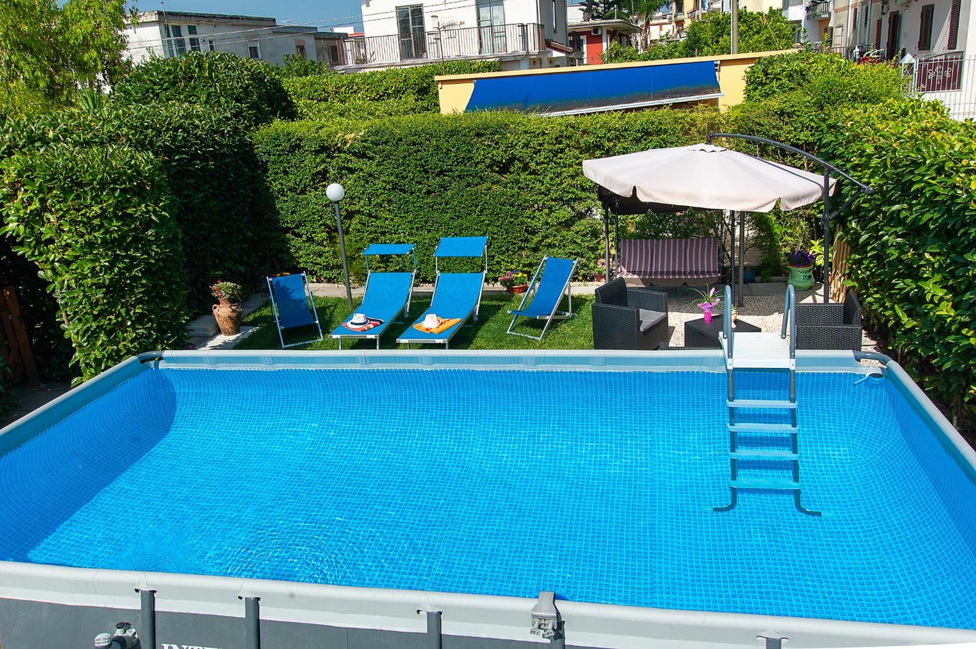 Depandance Con Piscina In Uso In Esclusivo In B&B SantʼAntonio Abate Exterior foto