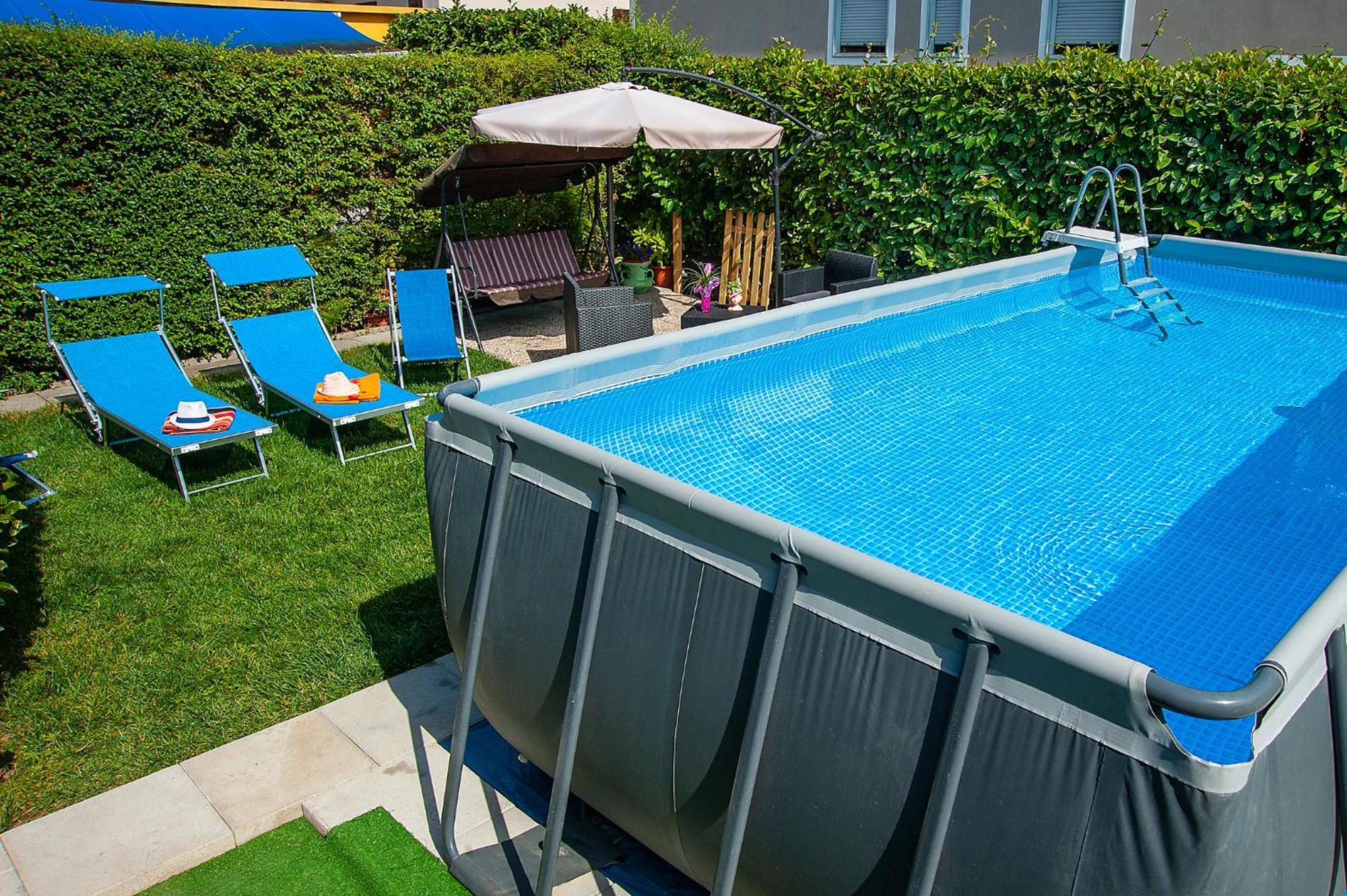 Depandance Con Piscina In Uso In Esclusivo In B&B SantʼAntonio Abate Exterior foto